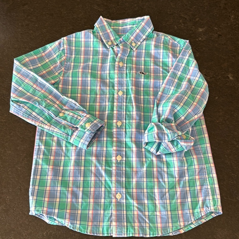 Boys Vineyard Vines Performance. Never worn. Perfect for Easter.